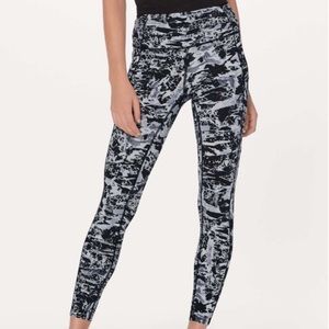 Lululemon Fast & Free HR Tight, 25", Nulux, Size 8